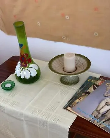 Kalelia * נאה פוטידאה